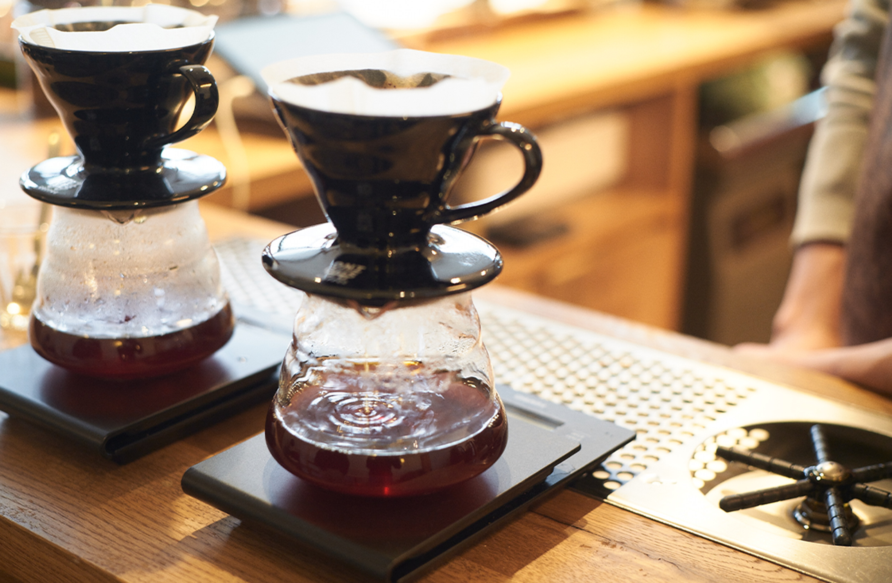 ハンドドリップ　ホットコーヒーの淹れ方